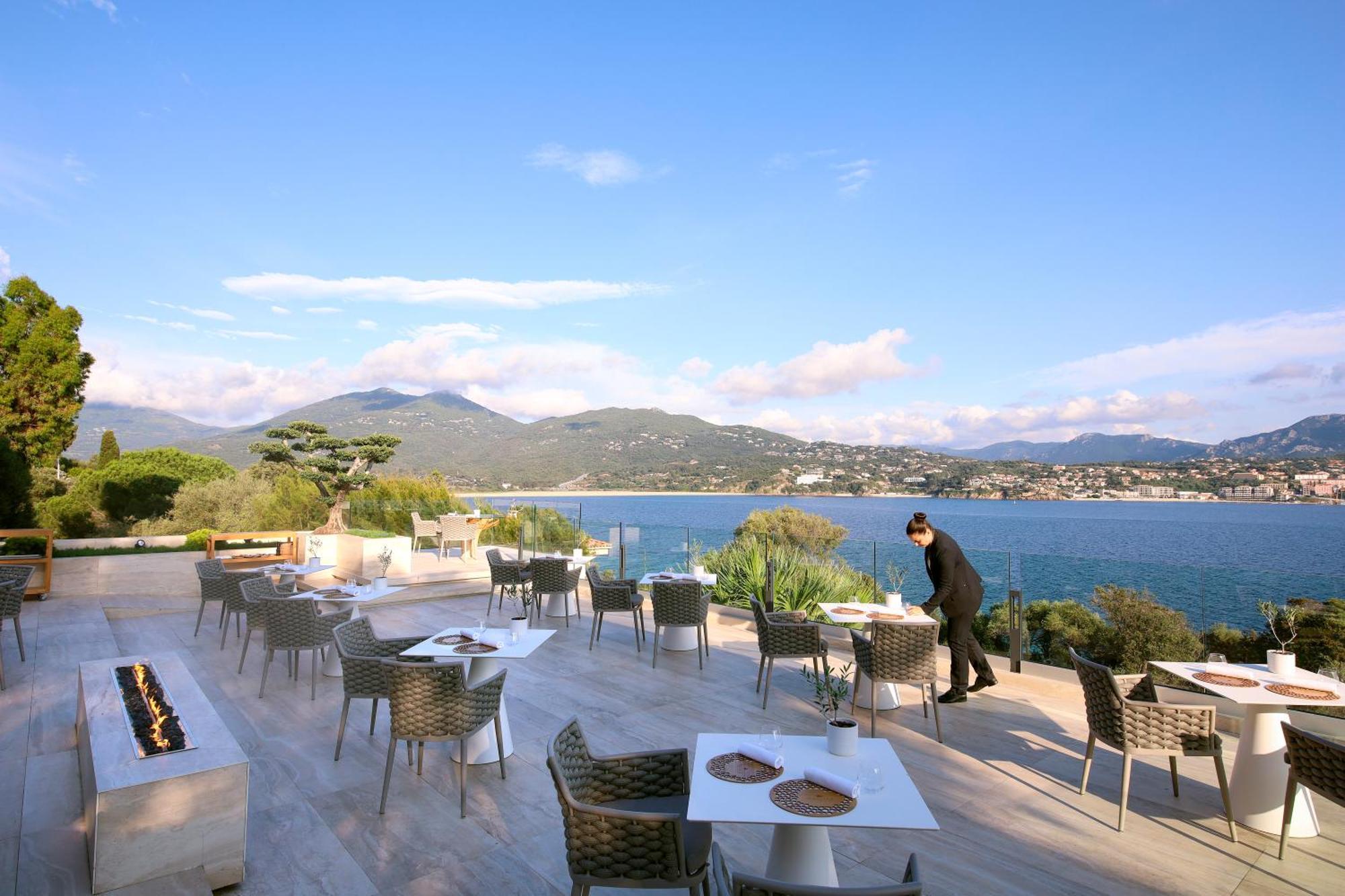 Hotel Marinca & Spa โอลเมโท ภายนอก รูปภาพ